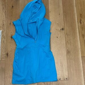 Sleeveless Hooded Athletic dress in Bright Turquoise
